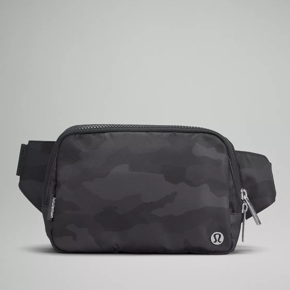 NWT Lululemon Everywhere Belt Bag Large